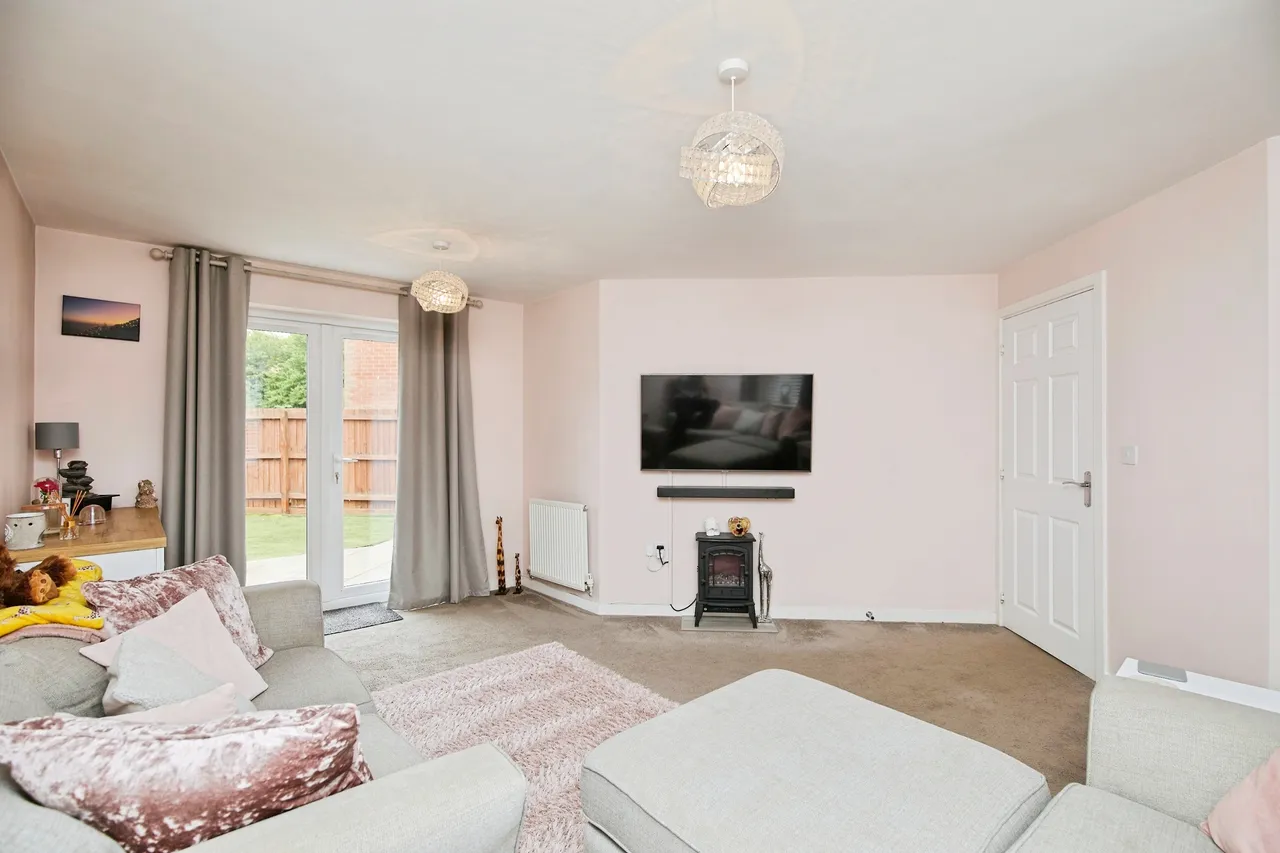 Lulworth Road, Boulton Moor, DE24, photo 6