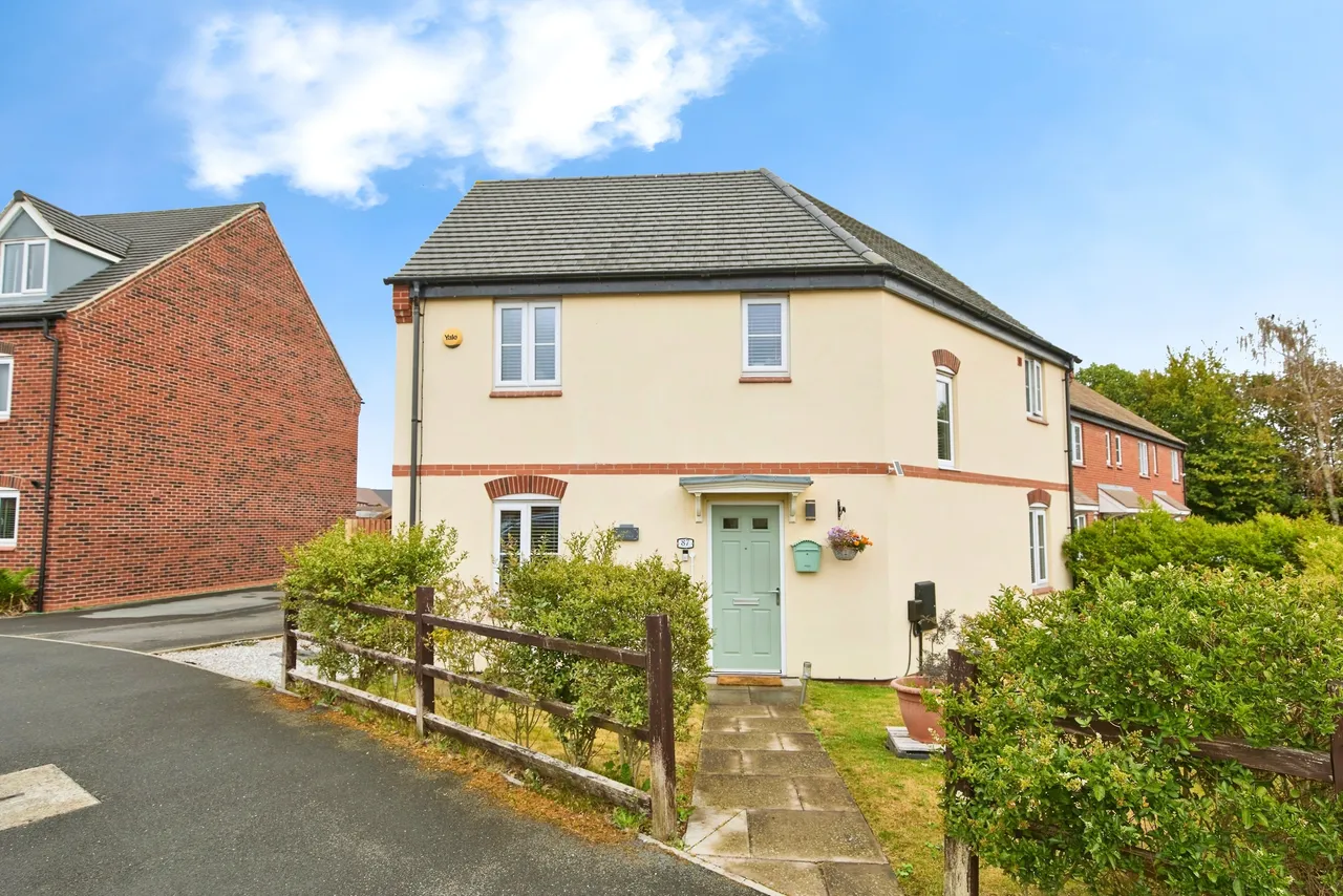 Lulworth Road, Boulton Moor, DE24, photo 3