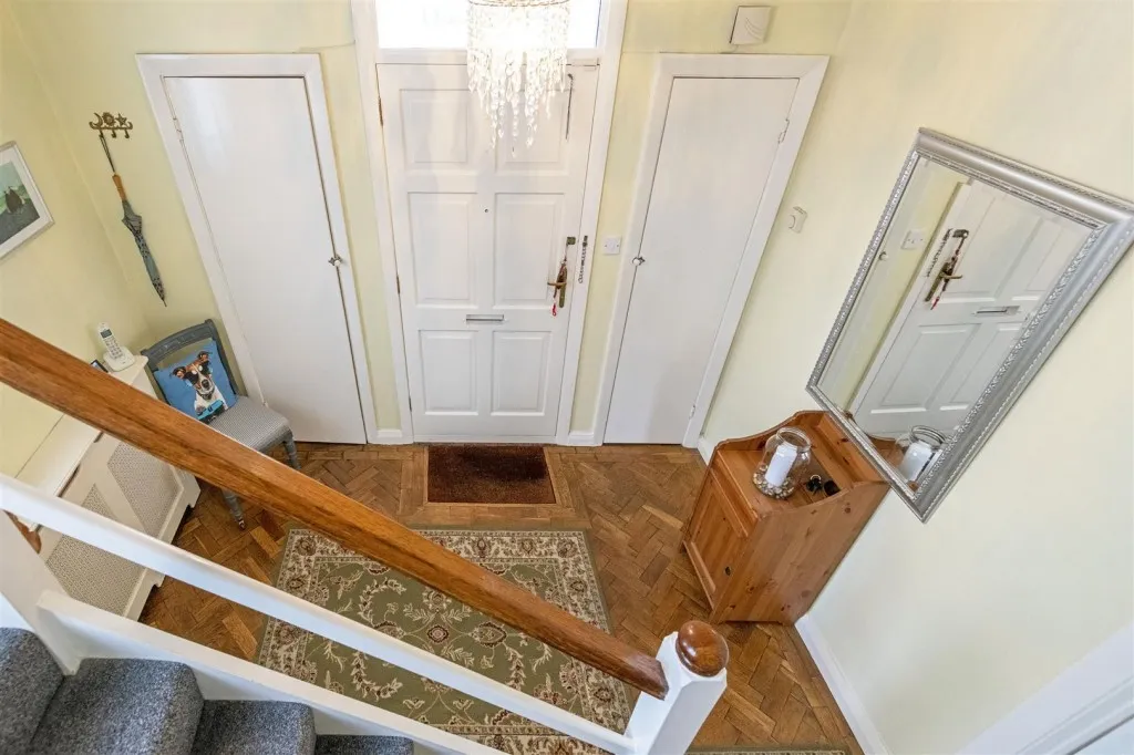 Westmount Road, SE9, photo 15