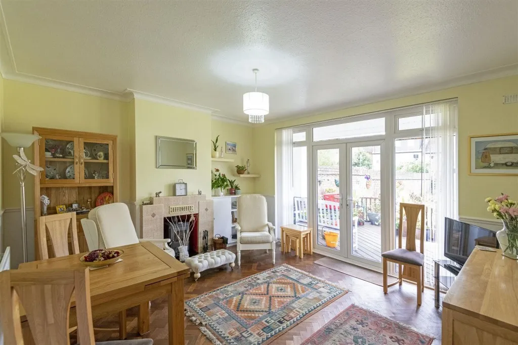 Westmount Road, SE9, photo 3