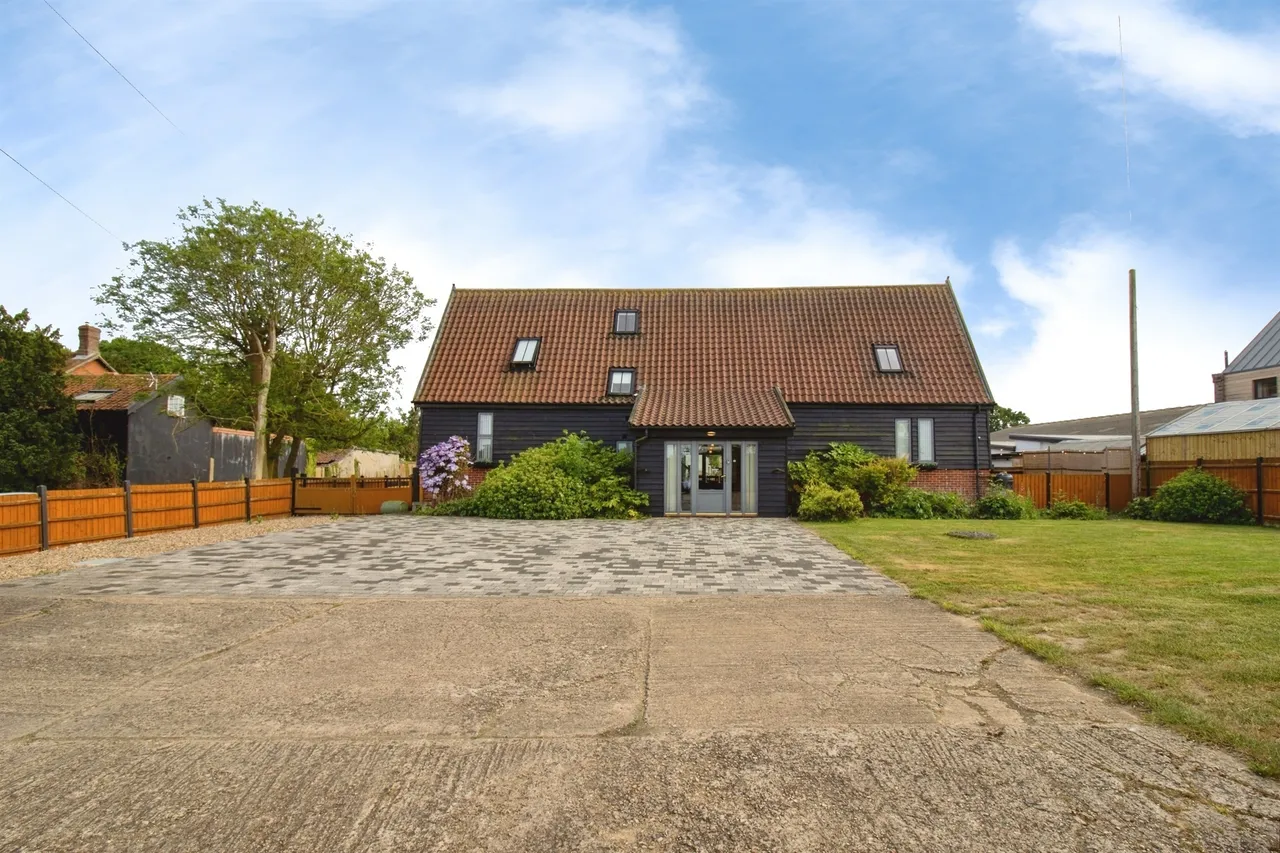 6 bed house for sale — Church Lane, Tibenham, Norwich