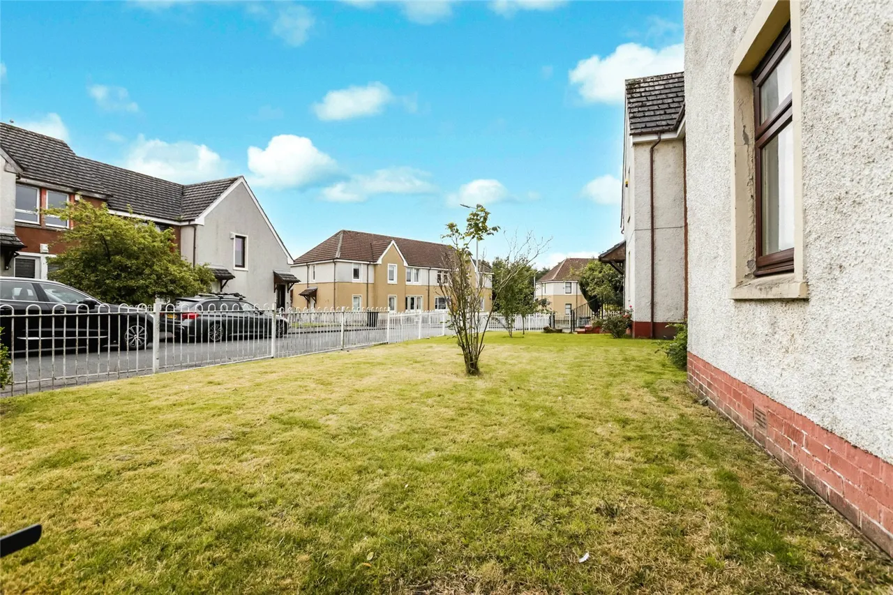 Burnside Crescent, Blantyre, Glasgow, South Lanarkshire, G72, photo 20