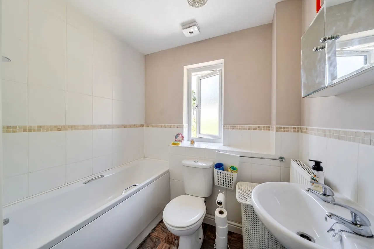 York Mews, Shepton Mallet, BA4, photo 10