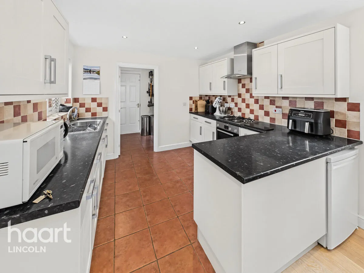 Richmond Drive, North Hykeham, LN6, photo 13