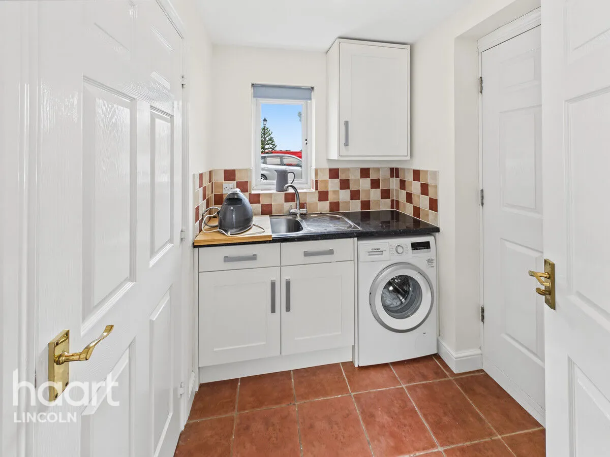 Richmond Drive, North Hykeham, LN6, photo 14
