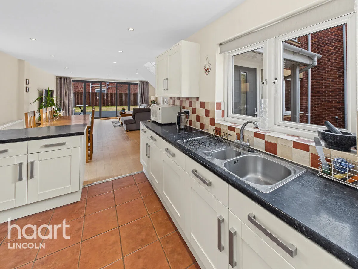 Richmond Drive, North Hykeham, LN6, photo 10