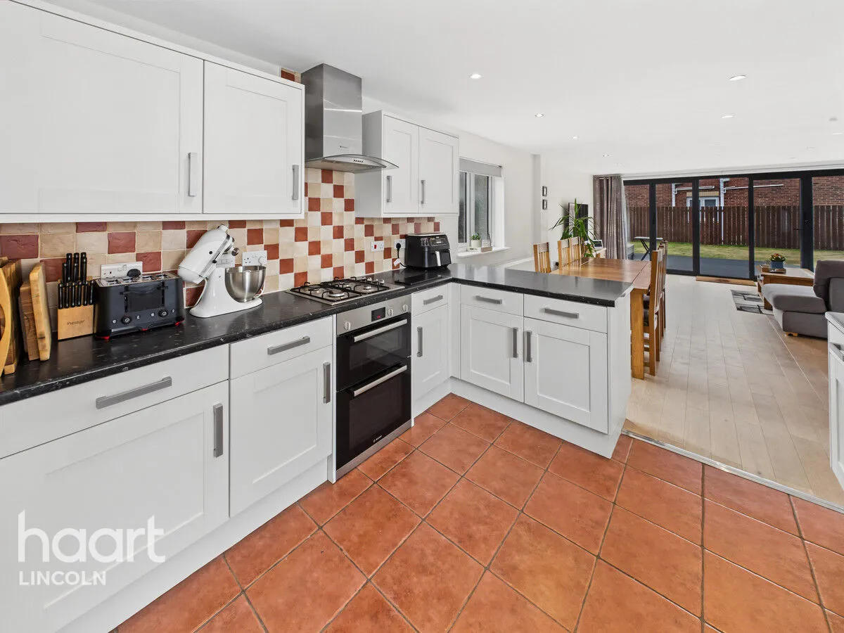 Richmond Drive, North Hykeham, LN6, photo 11