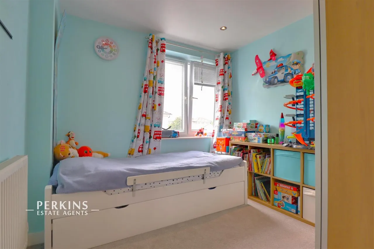 Waxlow Way, Northolt, UB5, photo 6