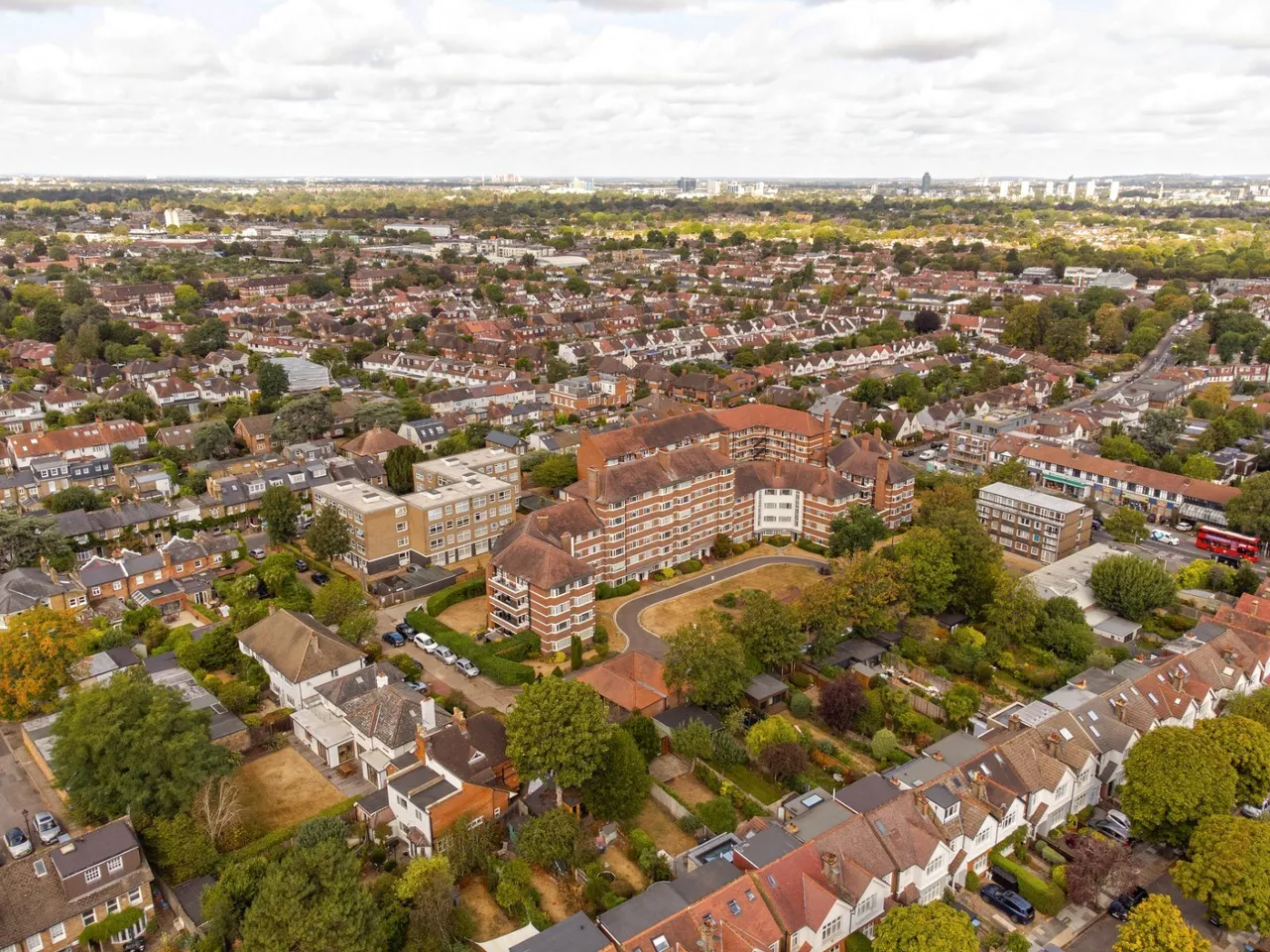 Upper Richmond Road West, London, SW14, photo 22