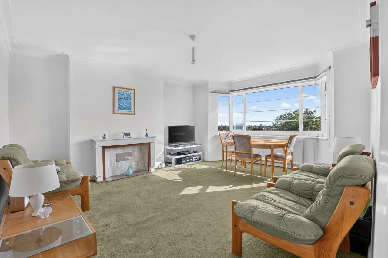 Upper Richmond Road West, London, SW14, photo 5