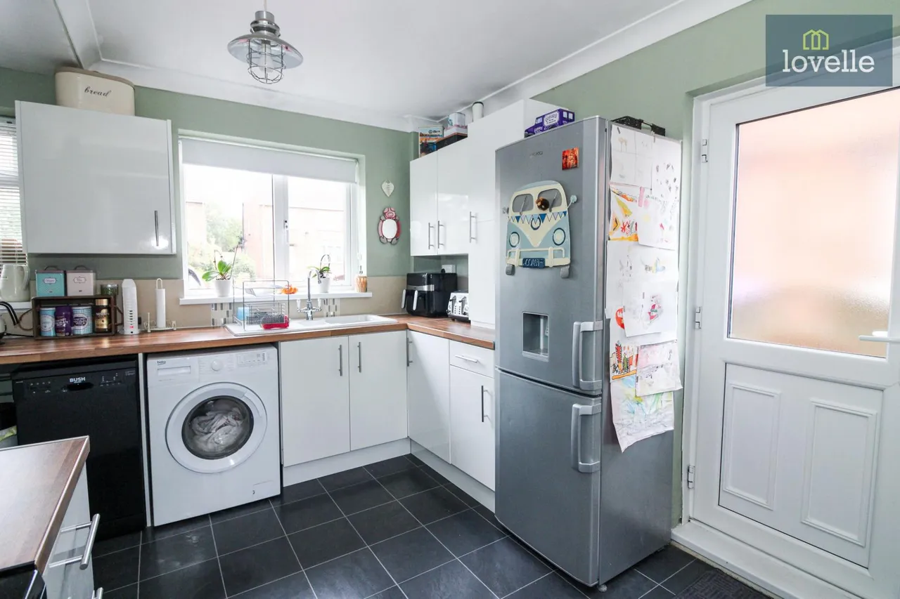 St. Bernards Avenue, Louth, LN11, photo 3