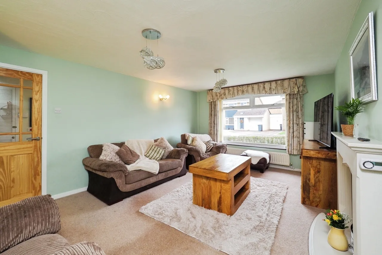 Charnwood Grove, Bingham, NG13, photo 2