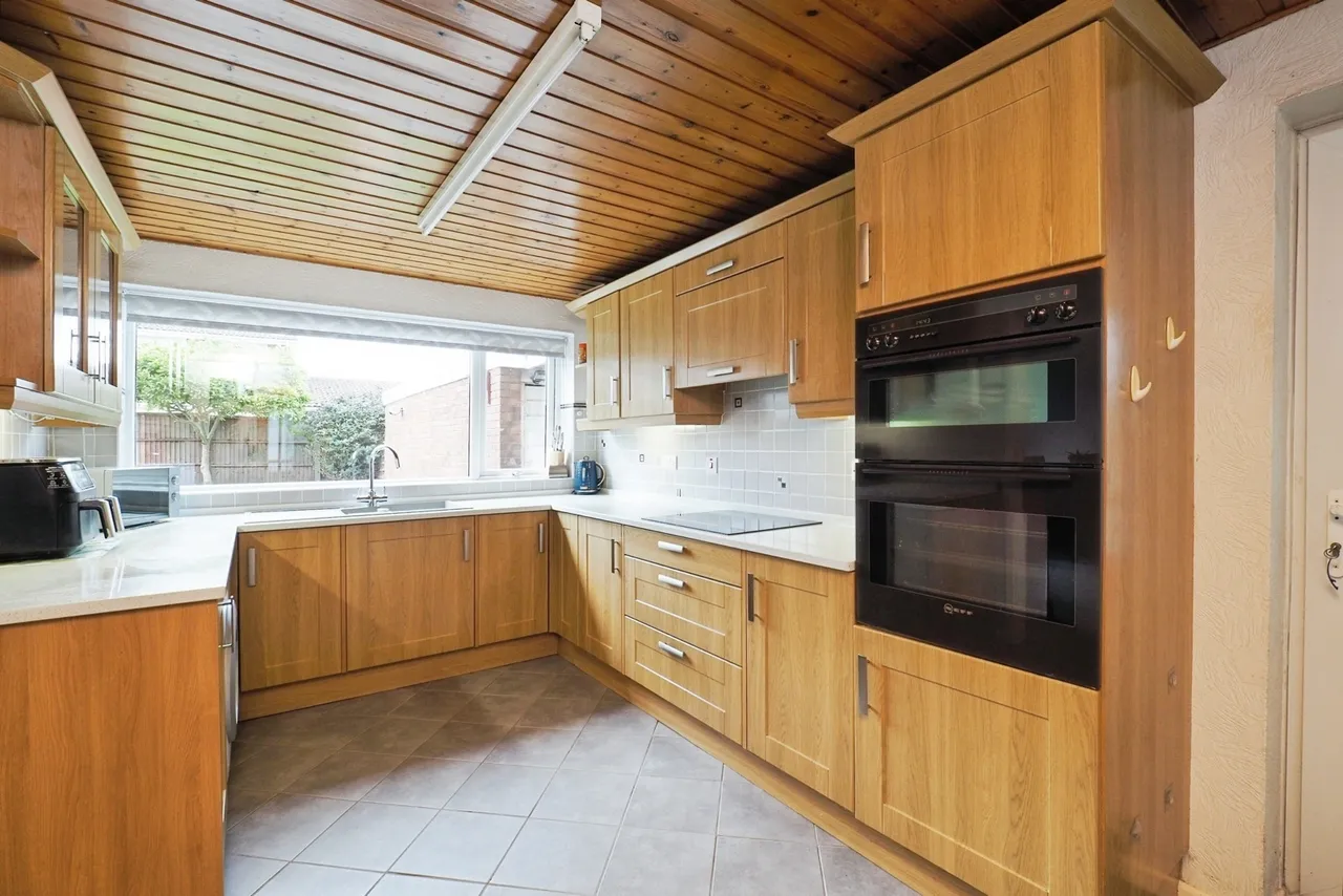 Charnwood Grove, Bingham, NG13, photo 3