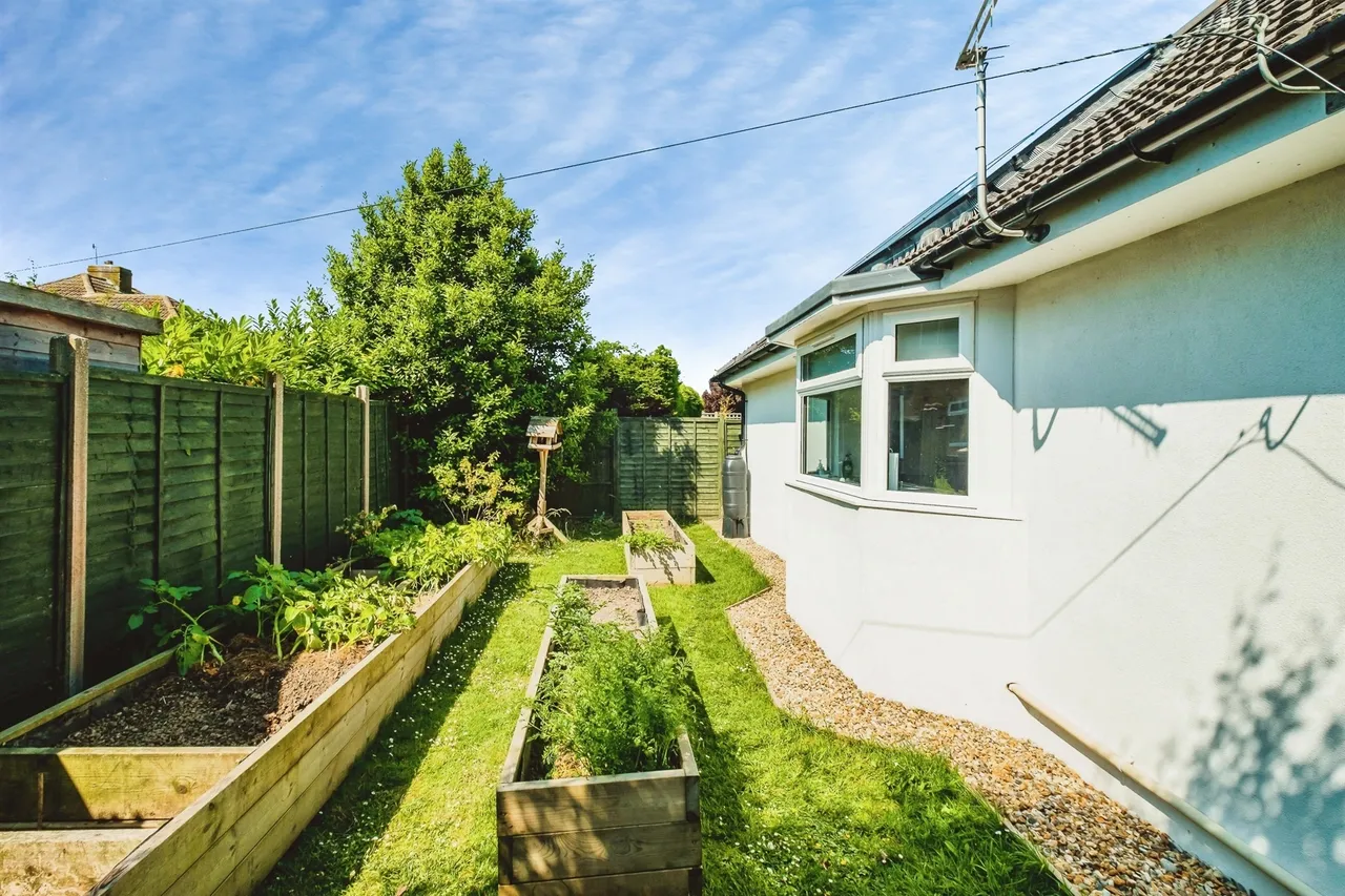 Widewater Close, Lancing, BN15, photo 14