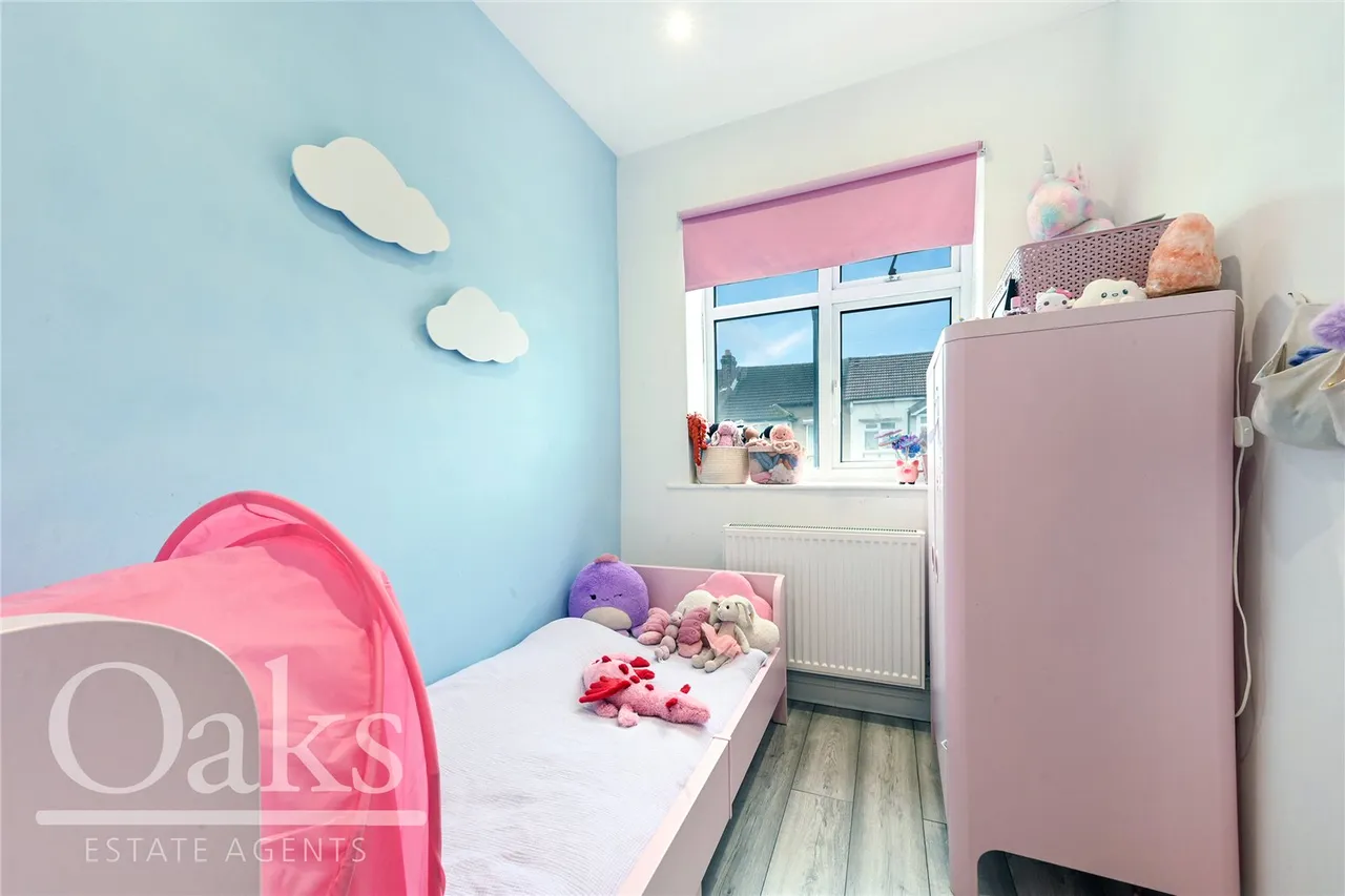 Runnymede Crescent, Streatham Vale, SW16, photo 10