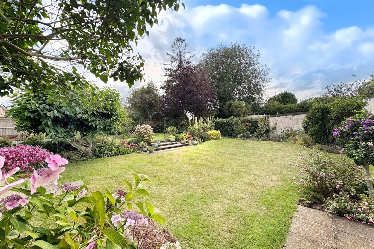 Angmering, BN16, photo 9