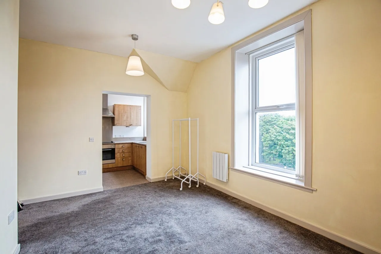 Clifton Drive North, Lytham St. Annes, FY8, photo 5