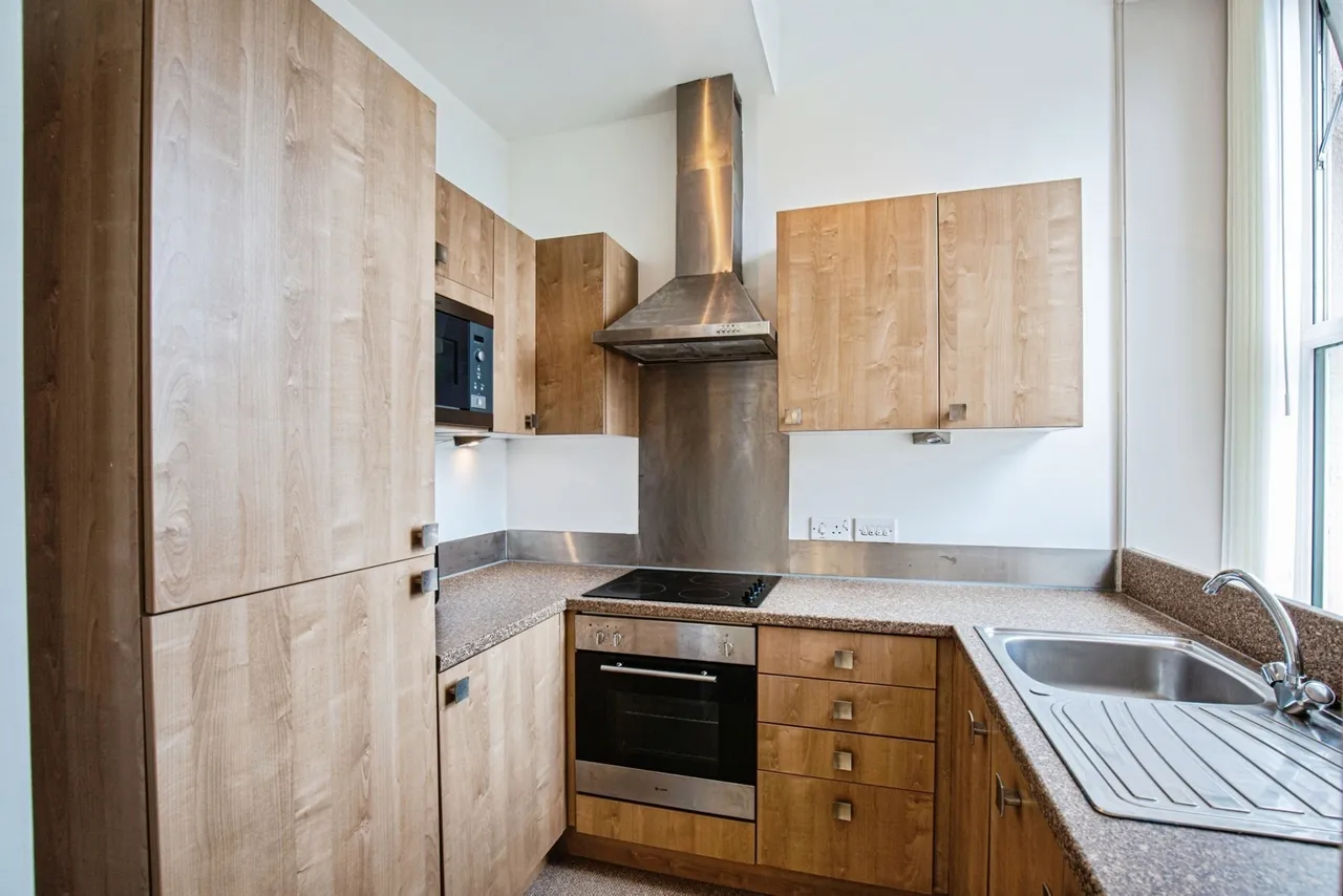 Clifton Drive North, Lytham St. Annes, FY8, photo 6