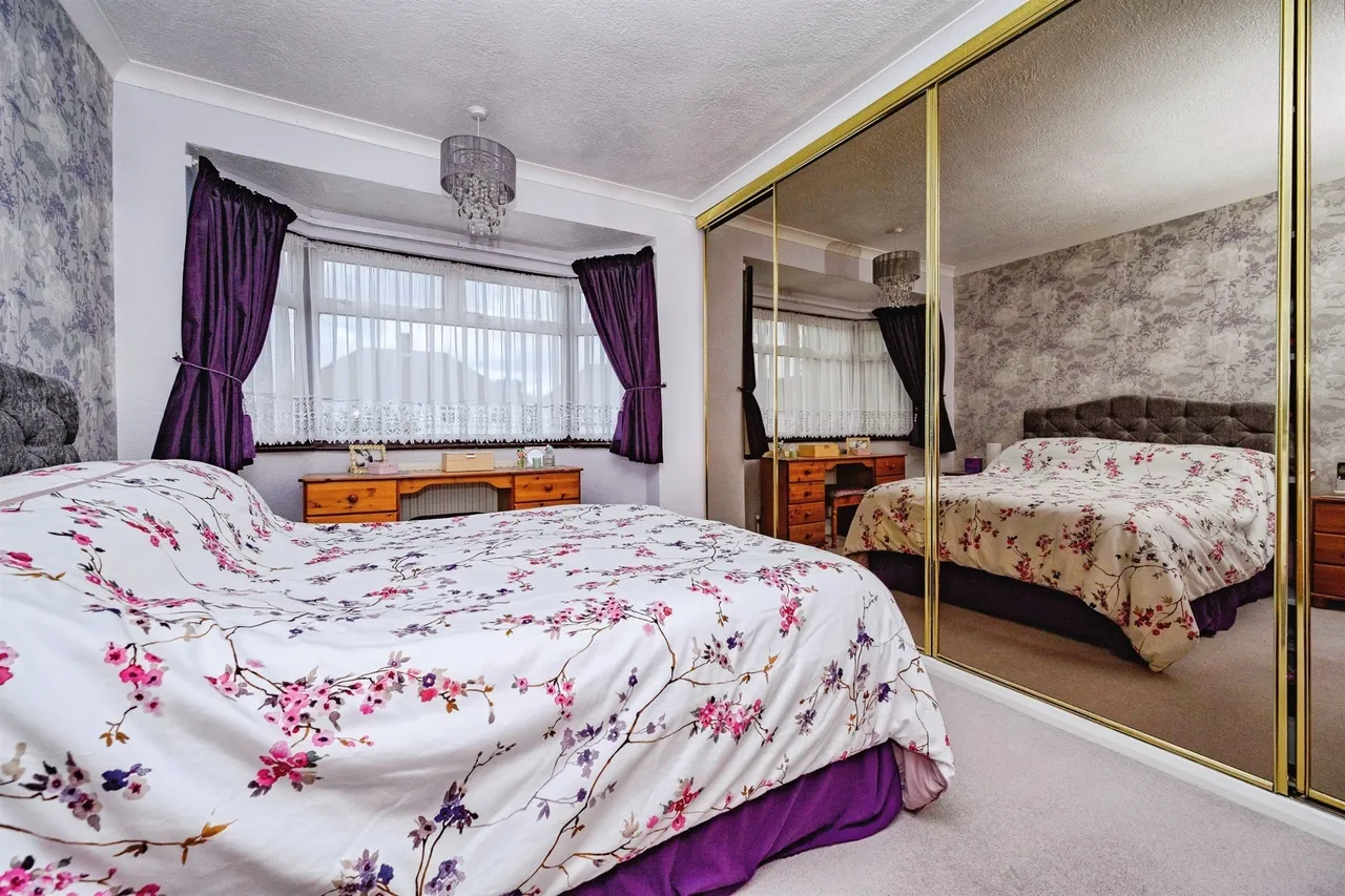 Lansdowne Close, Watford, WD25, photo 12
