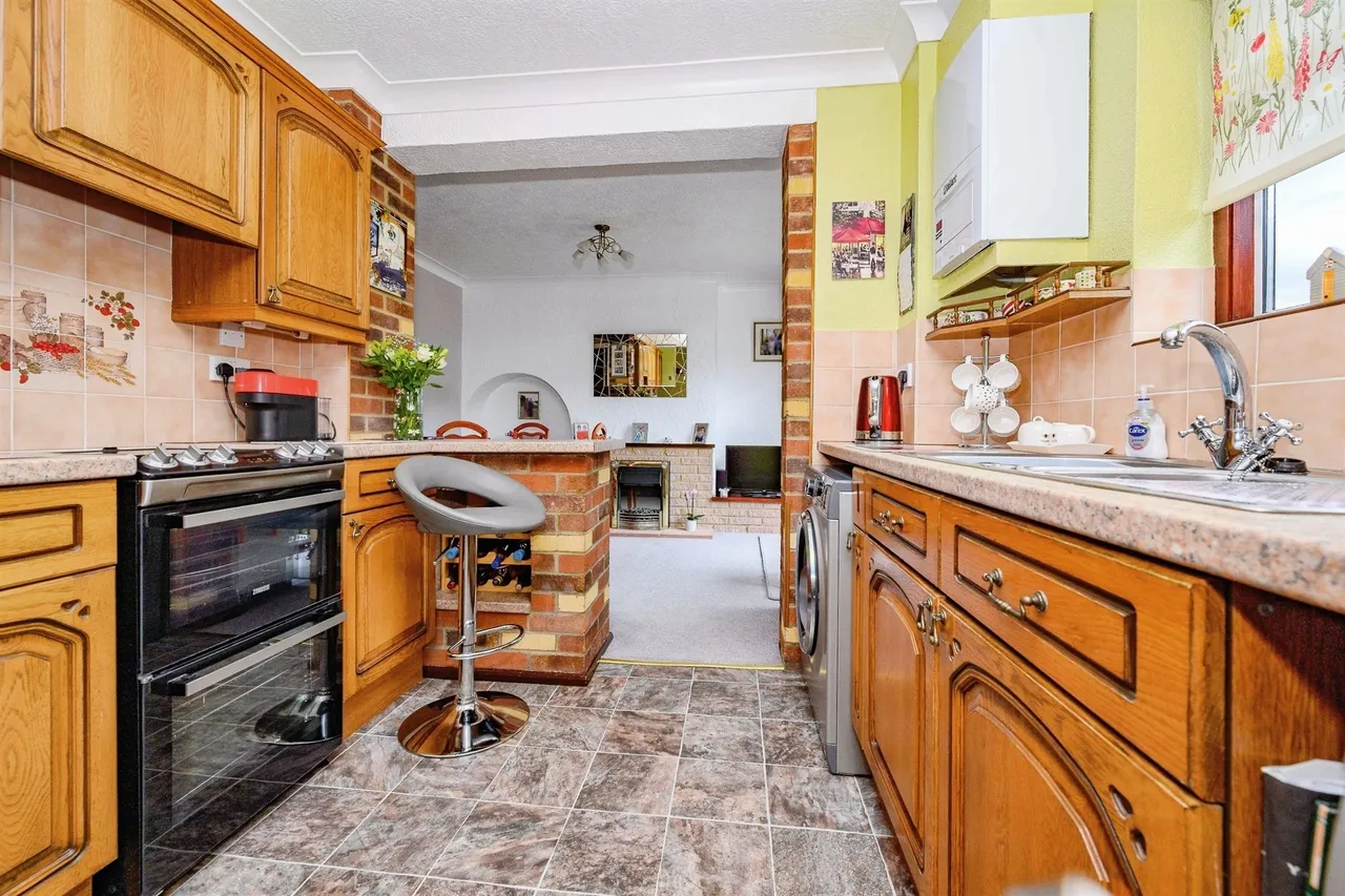 Lansdowne Close, Watford, WD25, photo 10