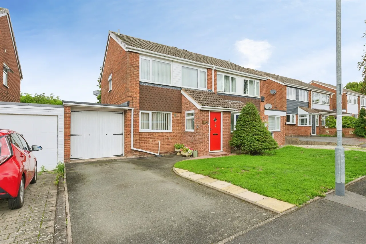3 bed house for sale, Jowett, Tamworth, B77