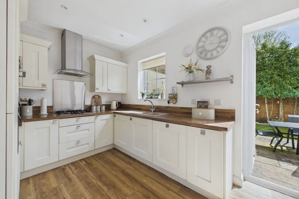Crest Heights, Portishead, BS20, photo 5