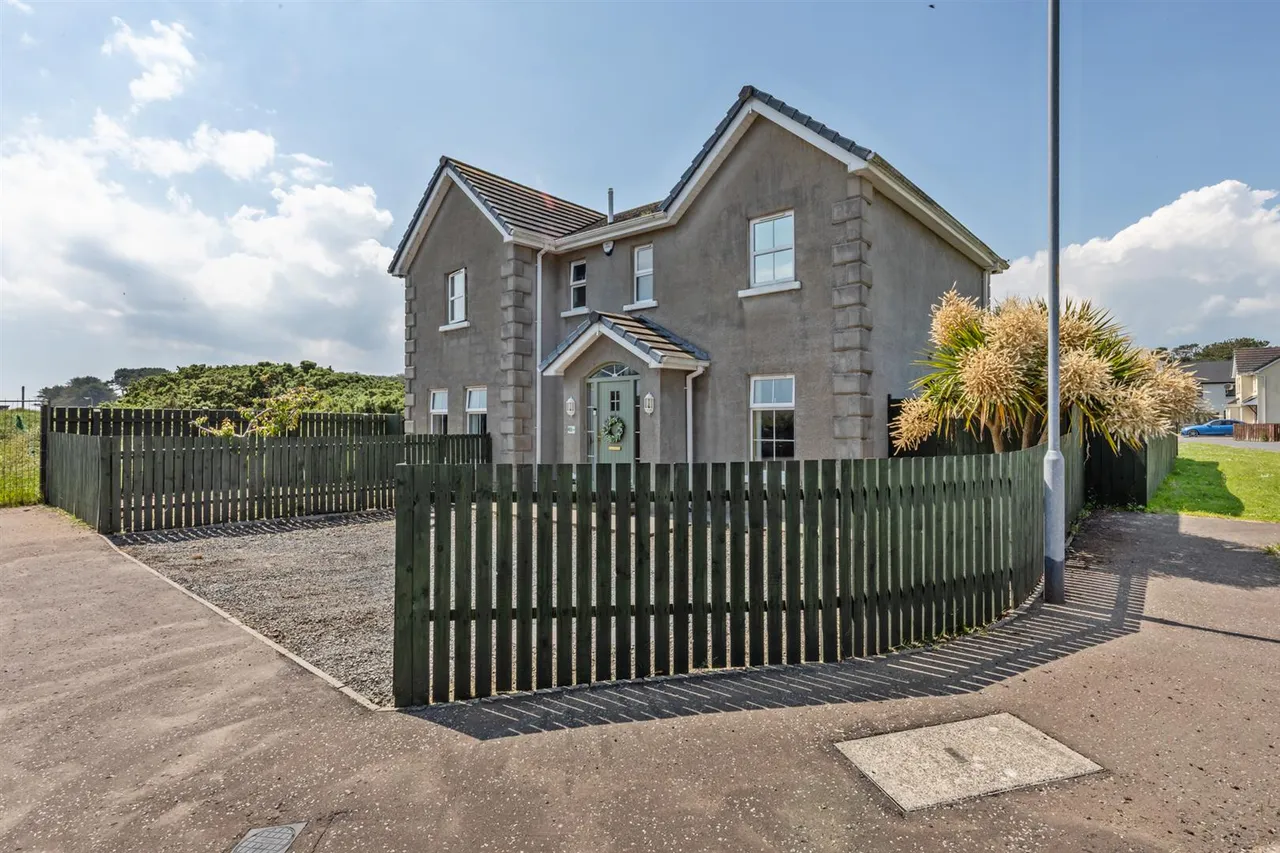 4 bed house for sale, The Links, Ballykinler, BT30