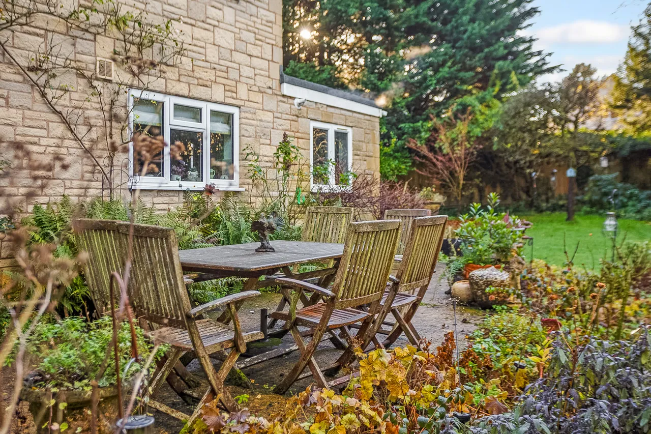 Springhill Close, Nailsworth, GL6, photo 20