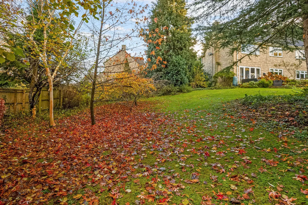 Springhill Close, Nailsworth, GL6, photo 17