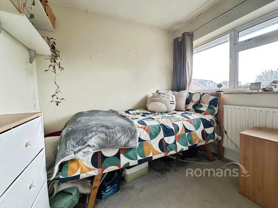 Newton Close, Slough, SL3, photo 8