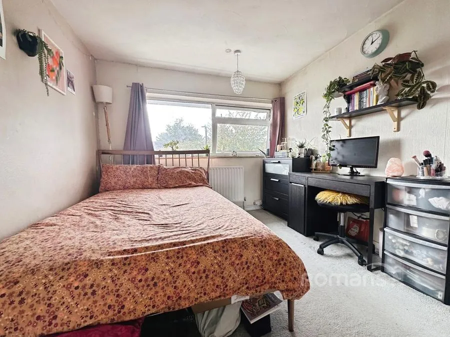 Newton Close, Slough, SL3, photo 7