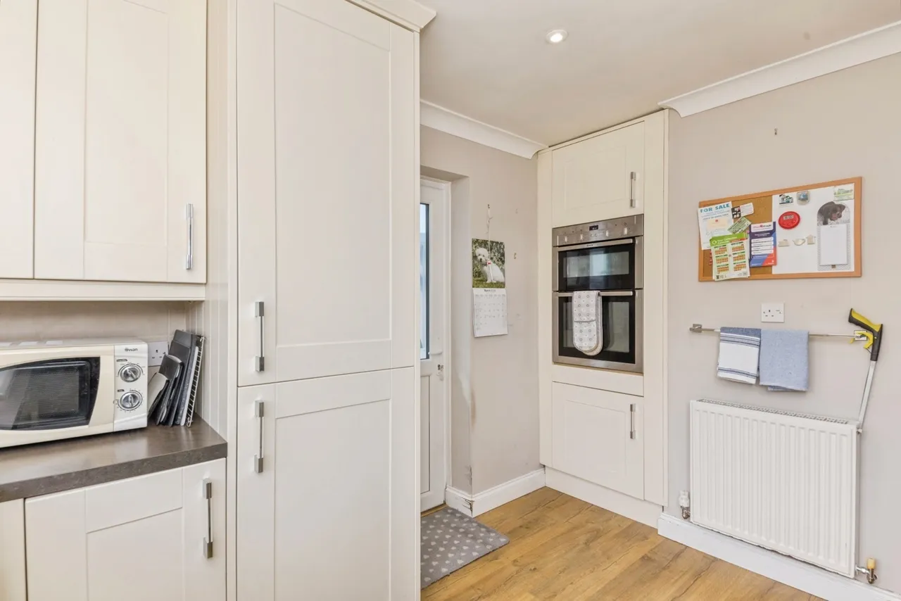 Bertram Avenue, Little Clacton, Clacton-on-Sea, Essex, CO16, photo 6