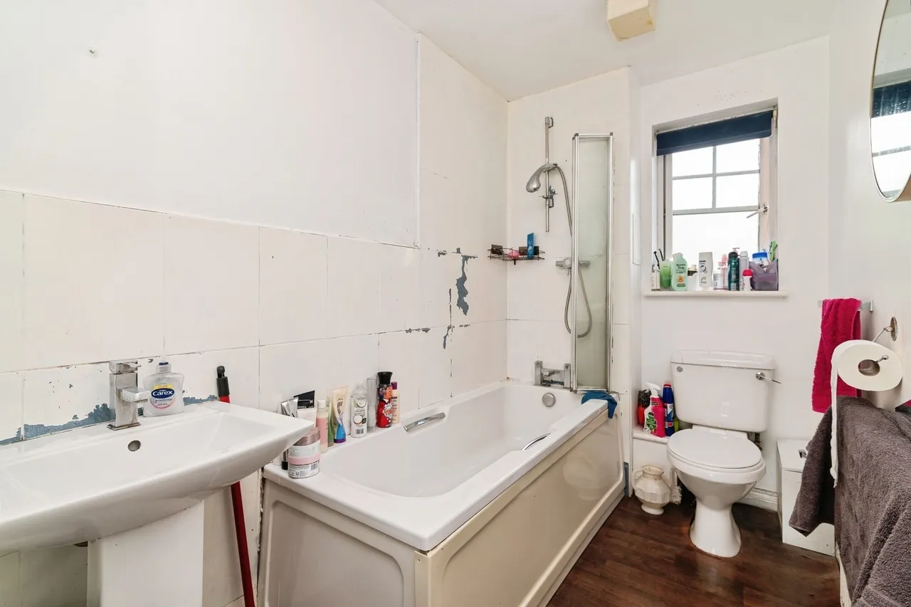 Sheridan Way, Nottingham, Nottinghamshire, NG5, photo 8