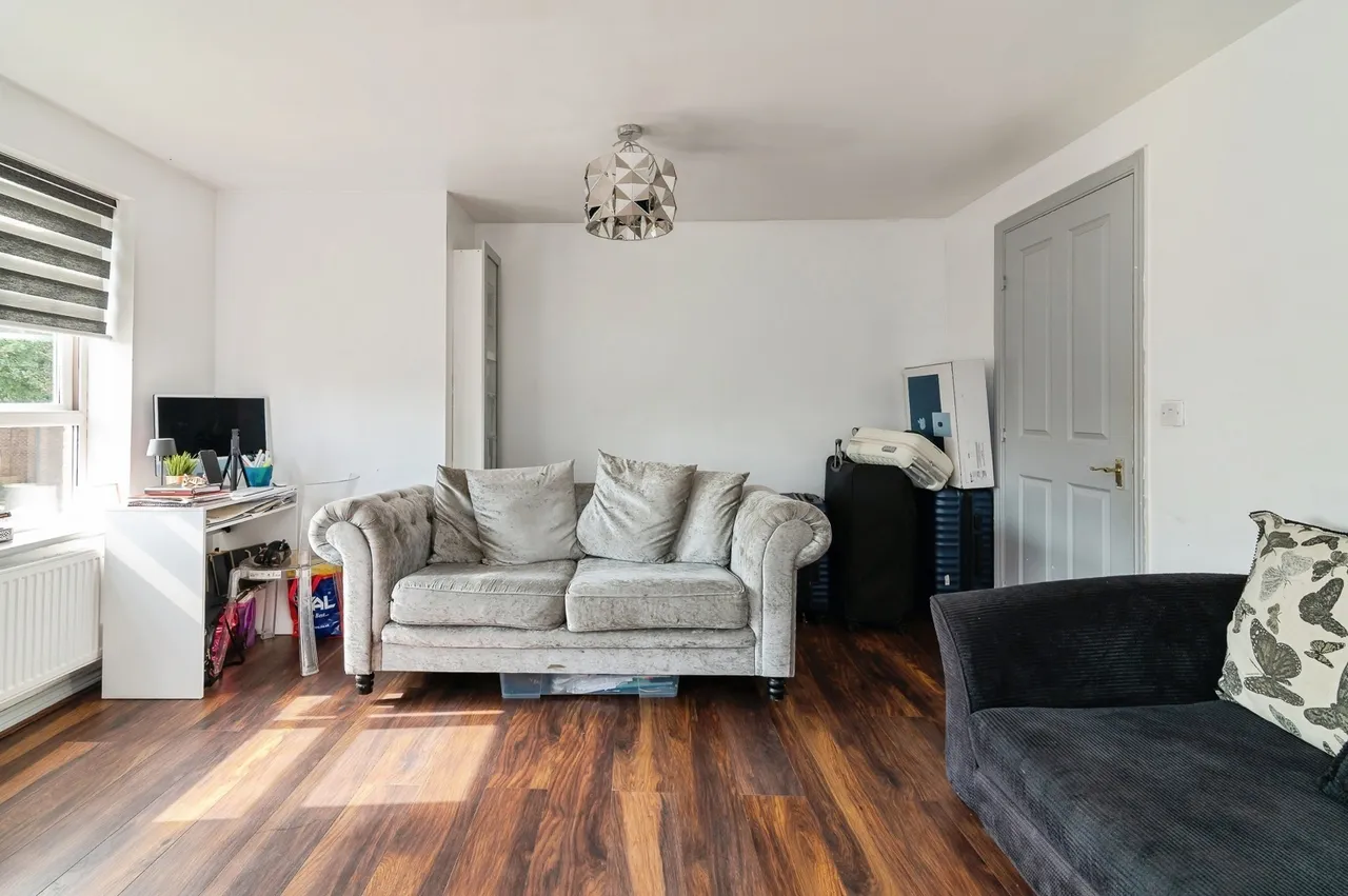 Sheridan Way, Nottingham, Nottinghamshire, NG5, photo 4