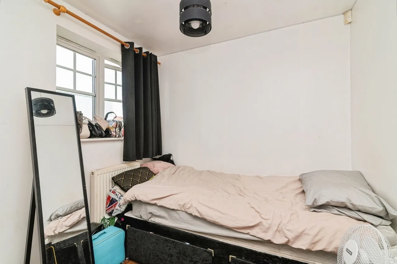 Sheridan Way, Nottingham, Nottinghamshire, NG5, photo 9