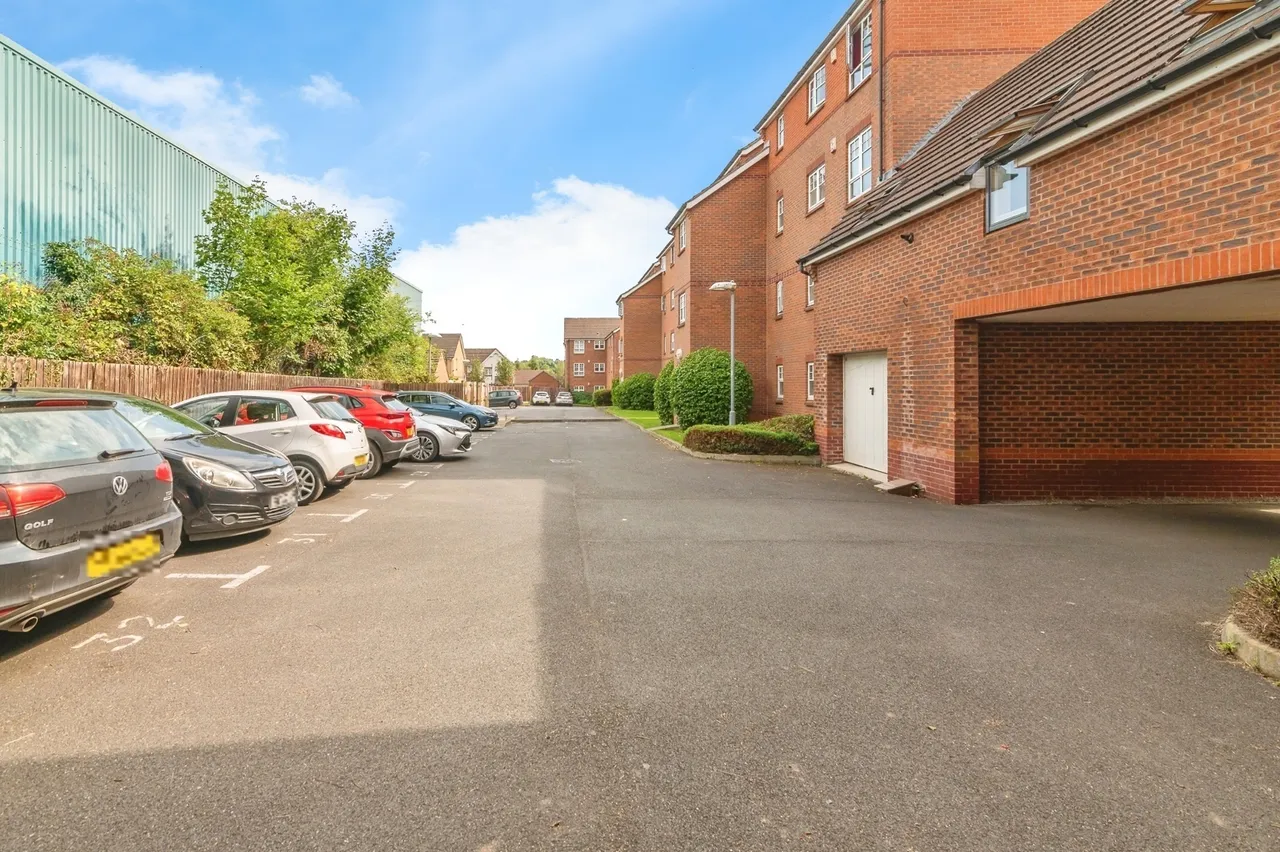 Sheridan Way, Nottingham, Nottinghamshire, NG5, photo 12