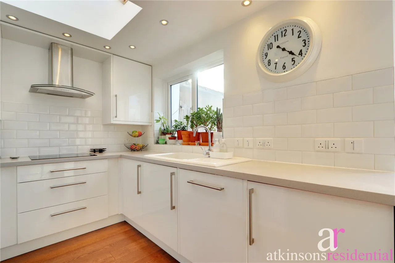 Broadlands Avenue, Enfield, EN3, photo 3