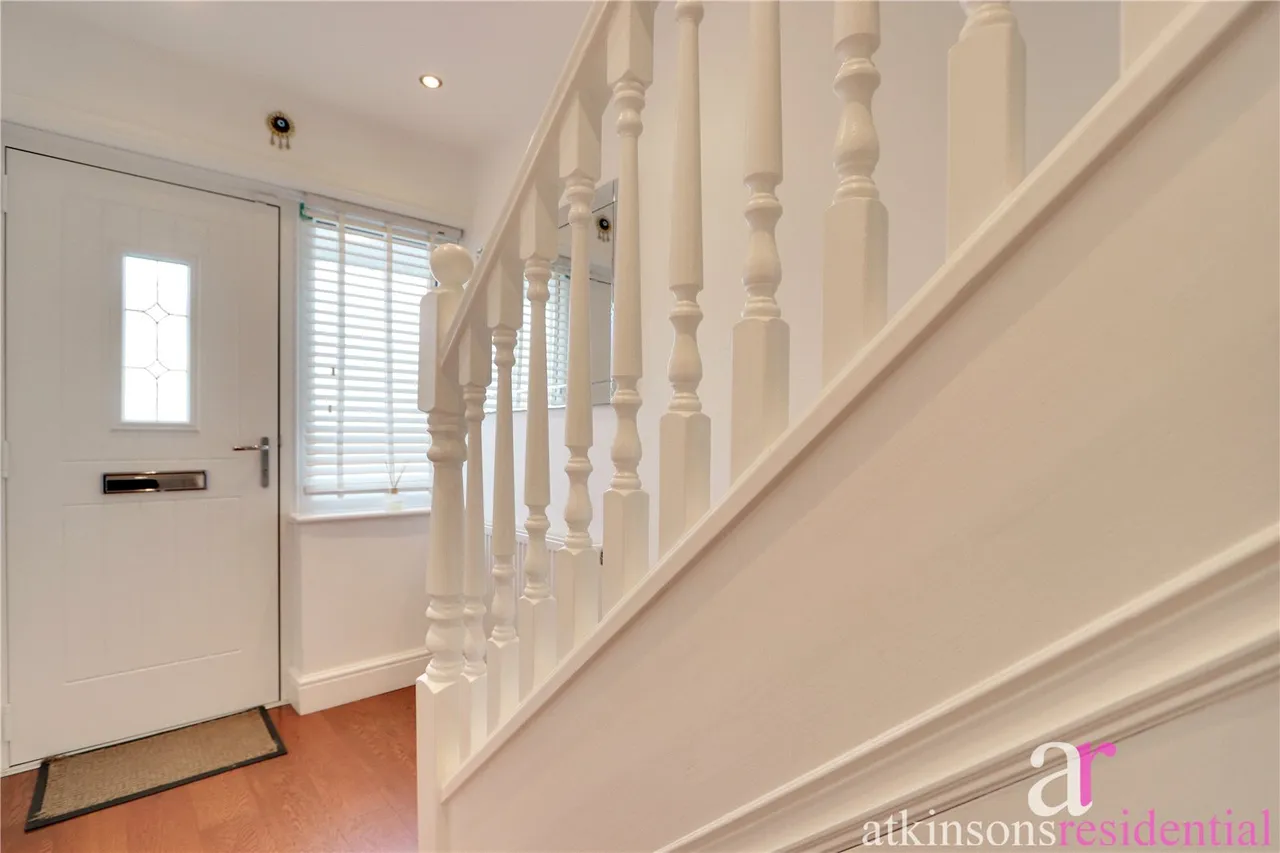 Broadlands Avenue, Enfield, EN3, photo 9