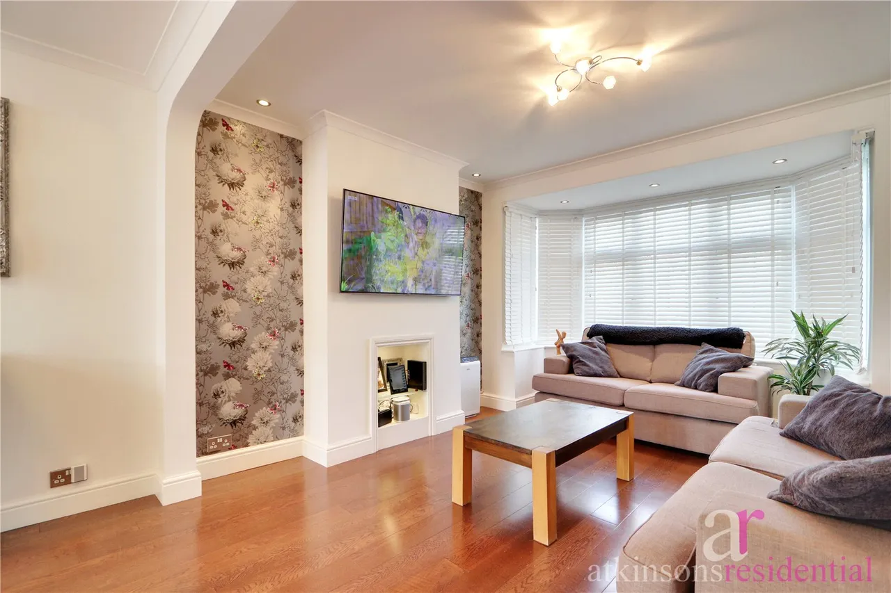 Broadlands Avenue, Enfield, EN3, photo 2