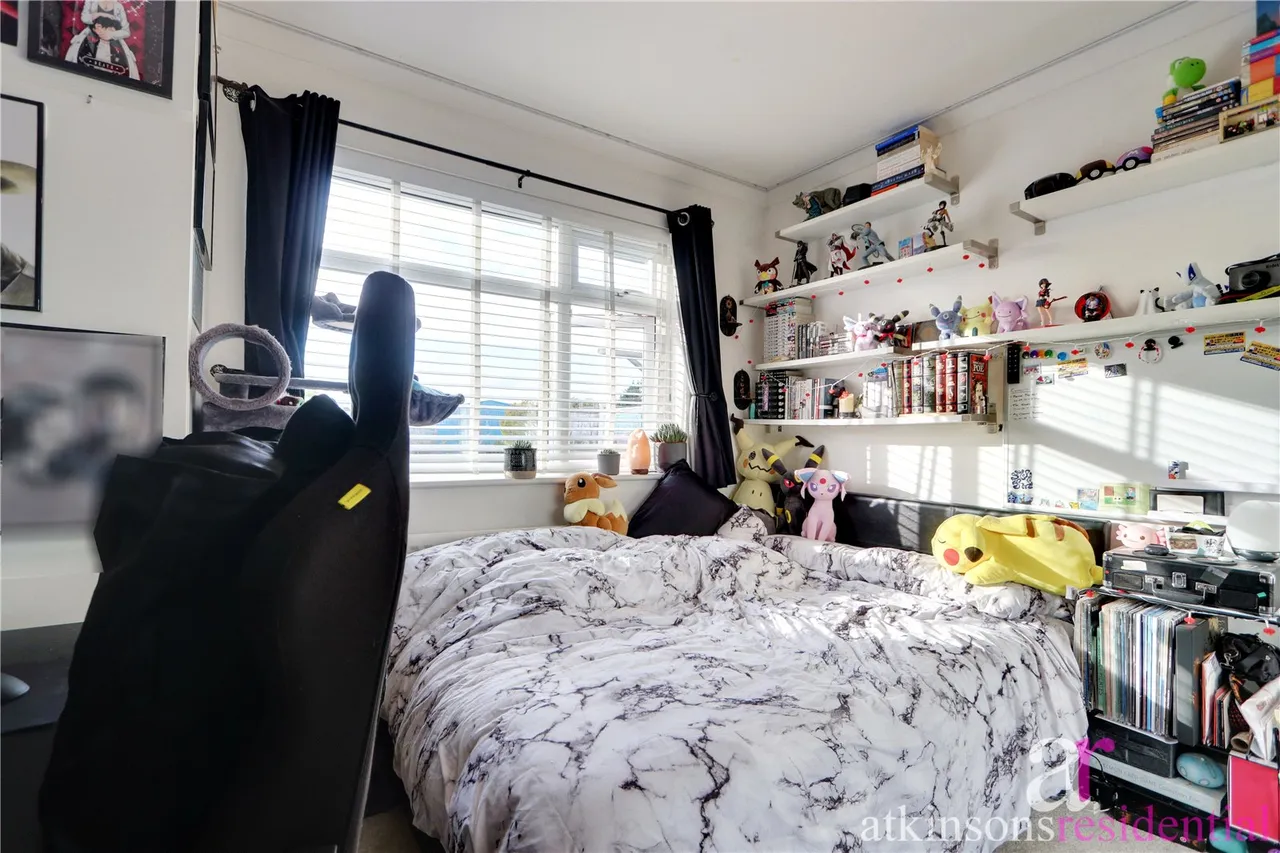 Broadlands Avenue, Enfield, EN3, photo 13