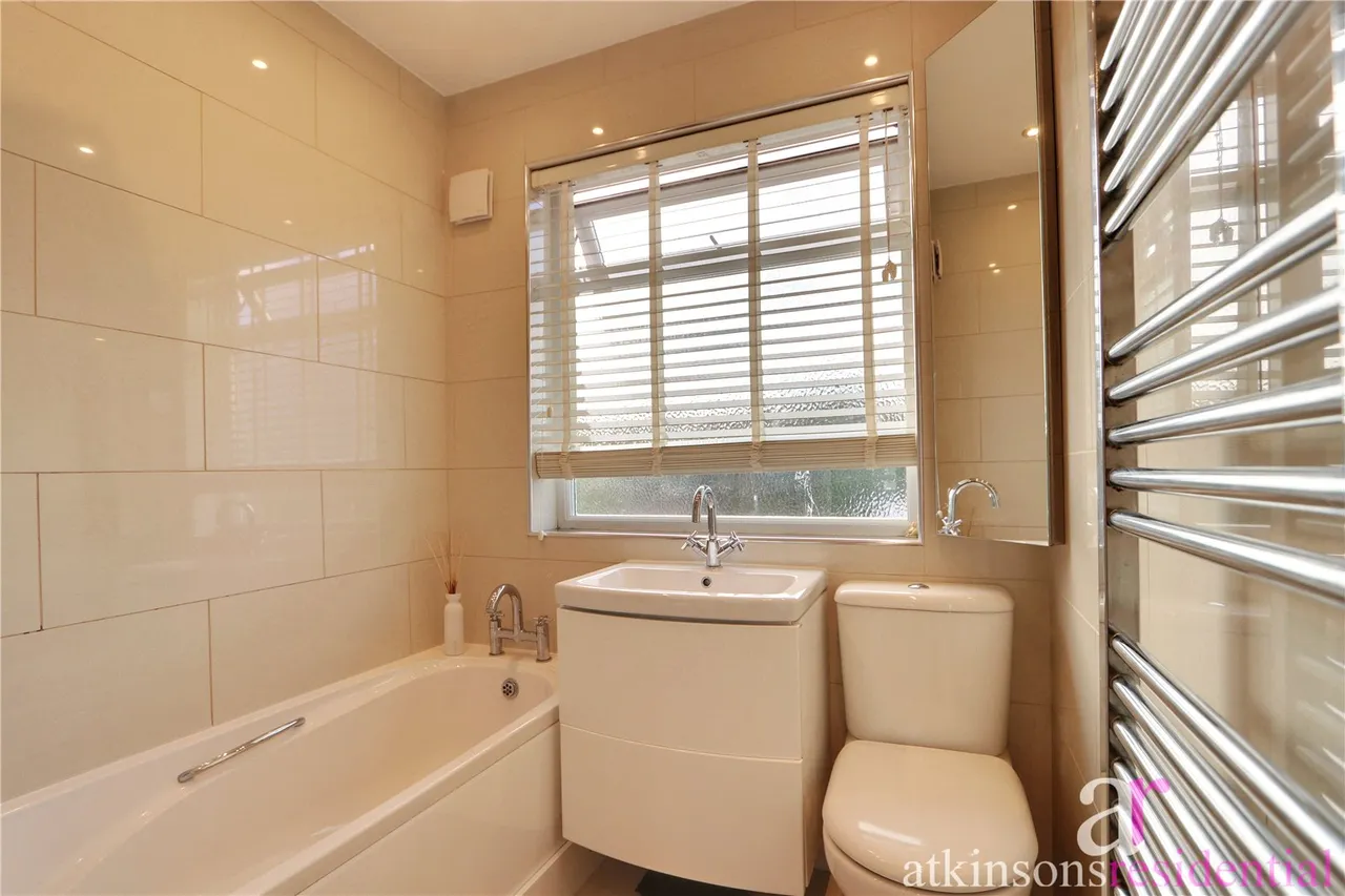 Broadlands Avenue, Enfield, EN3, photo 10