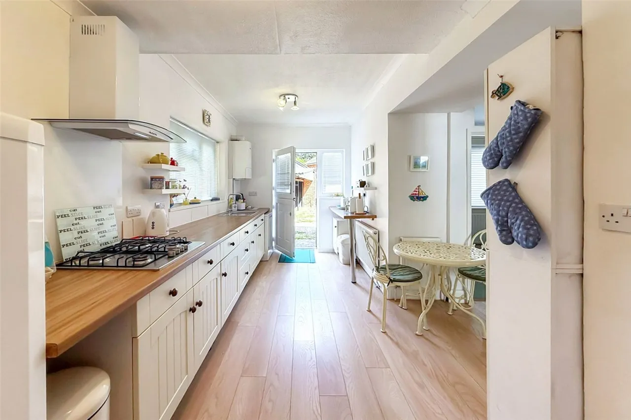 Littlehampton, BN17, photo 17