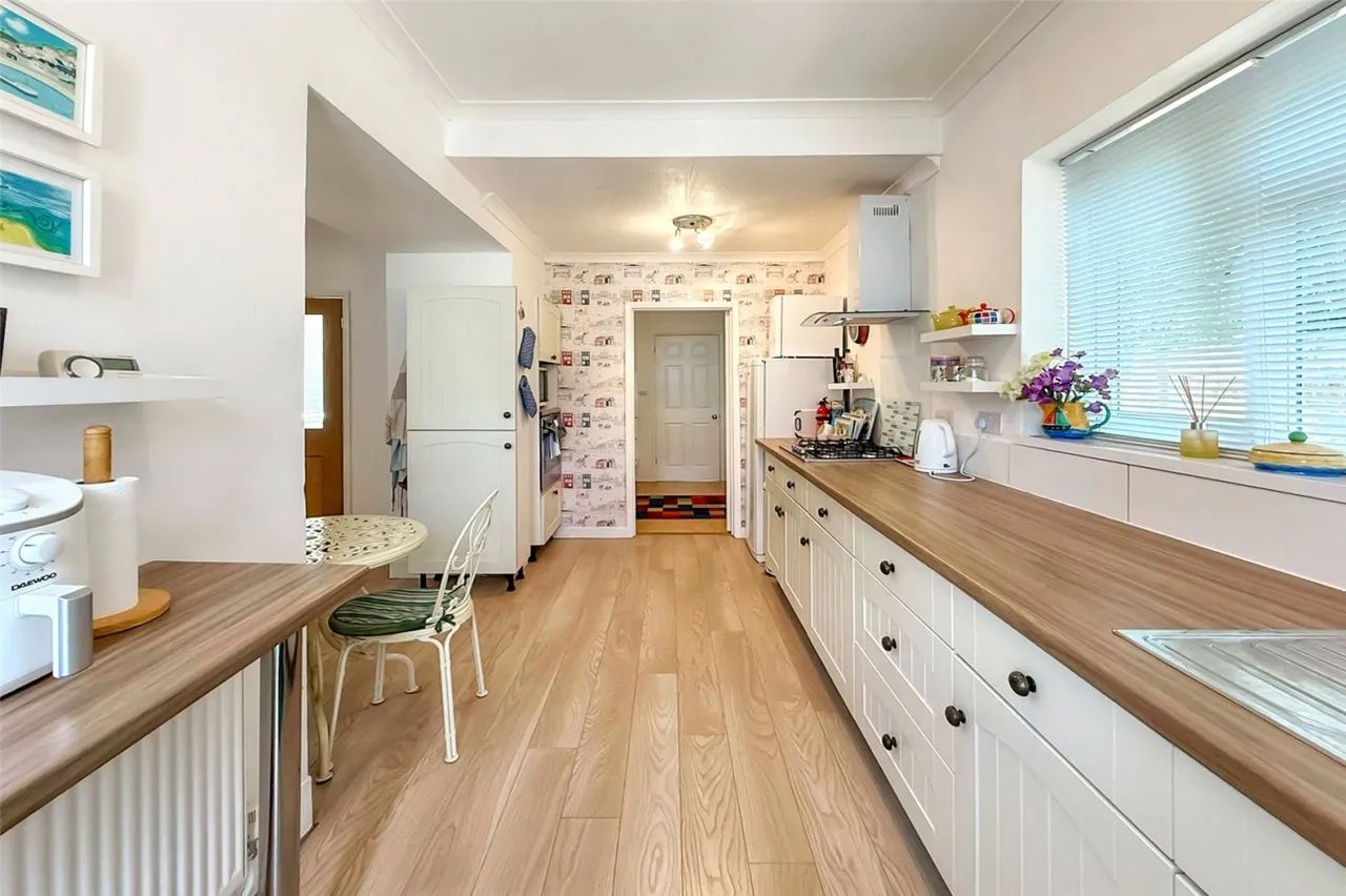 Littlehampton, BN17, photo 3