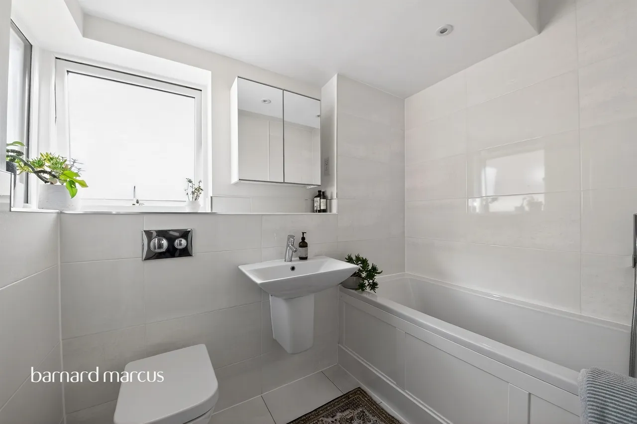 Guardhouse Way, London, NW7, photo 12