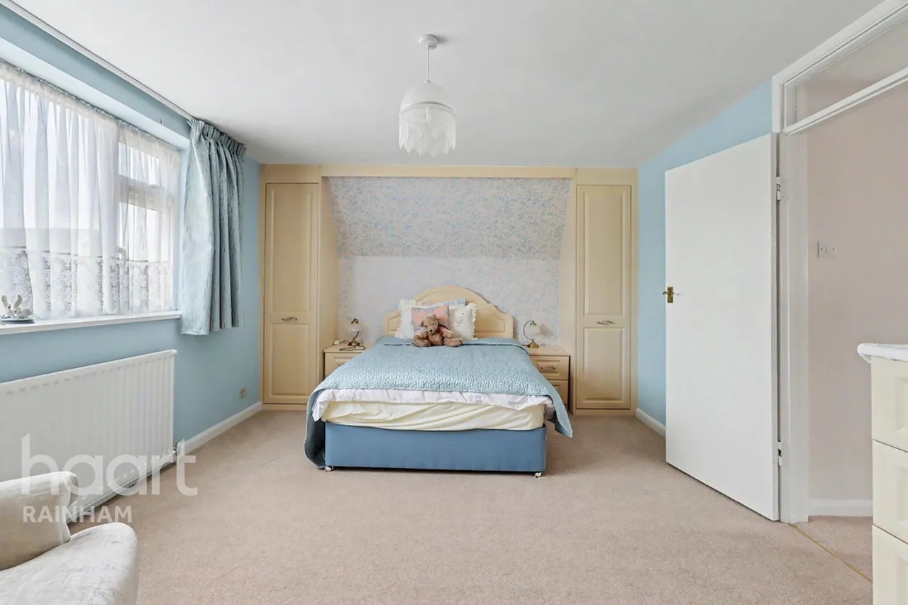 Allen Road, Rainham, RM13, photo 11