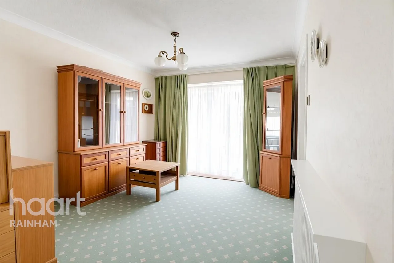 Allen Road, Rainham, RM13, photo 5