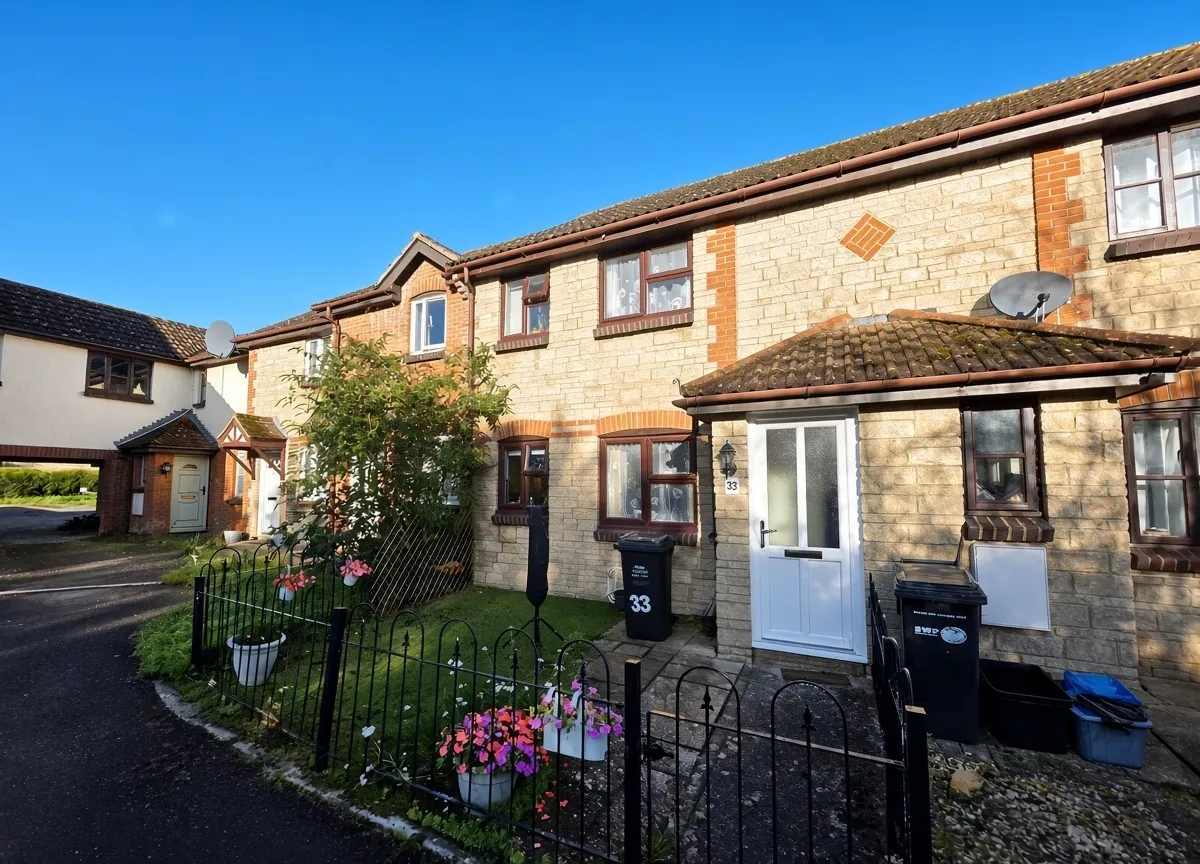 1 bed house to rent, Templecombe, BA8