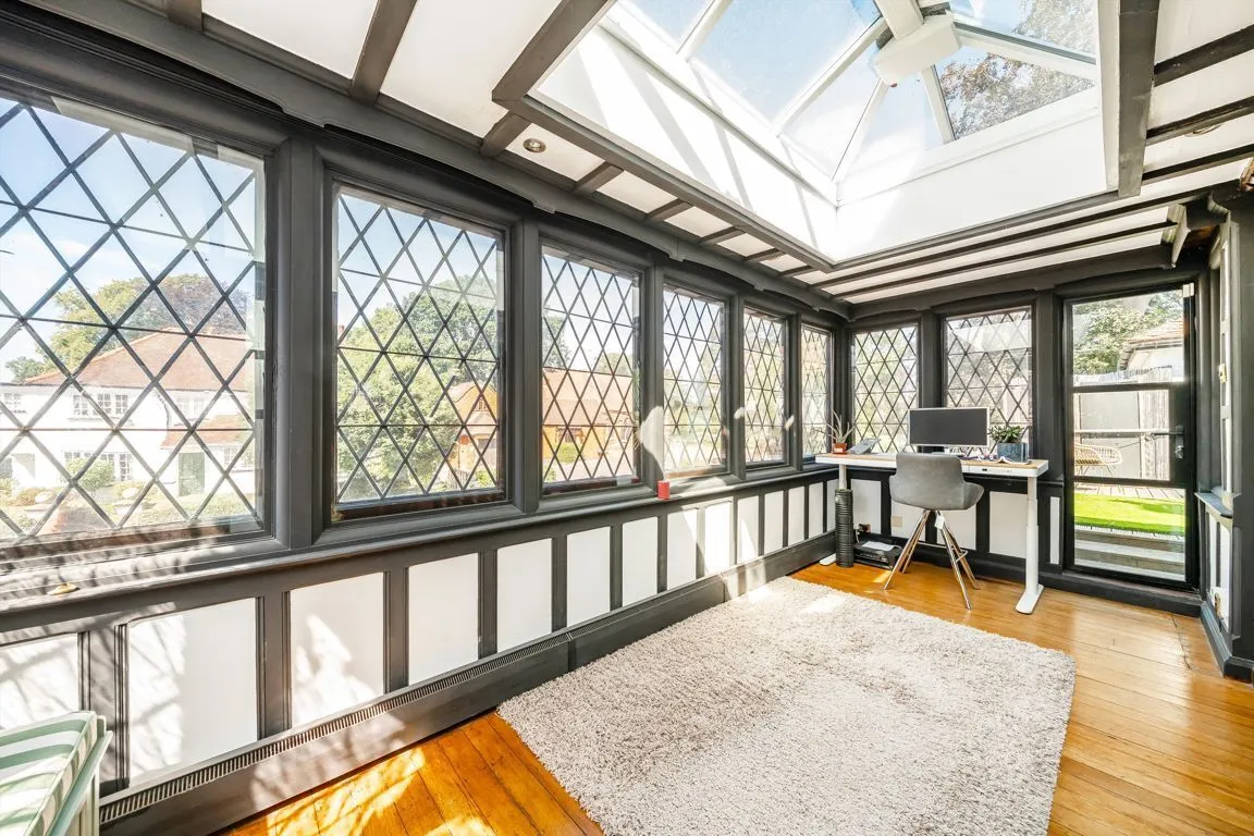 Mayfield Road, Weybridge, KT13, photo 9