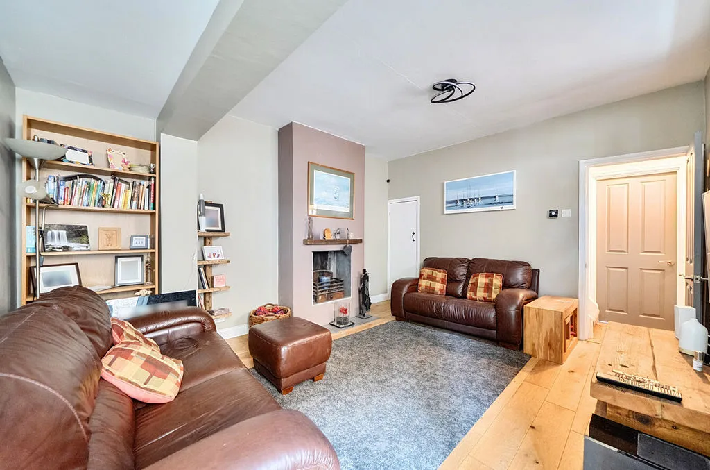 Little Roke Avenue, Kenley CR8 5NP, photo 5