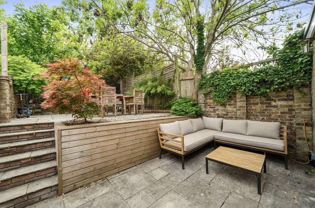 Little Roke Avenue, Kenley CR8 5NP, photo 7